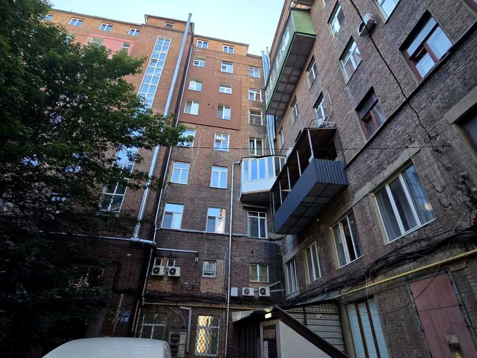 Apartment. Kharkiv, Yevhena Kotlyara St. (Chervonoarmiyska)