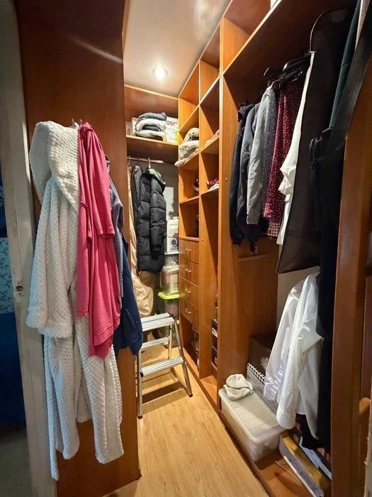 NO COMMISSION, 2-room apartment with renovation, furniture and appliances, Ser