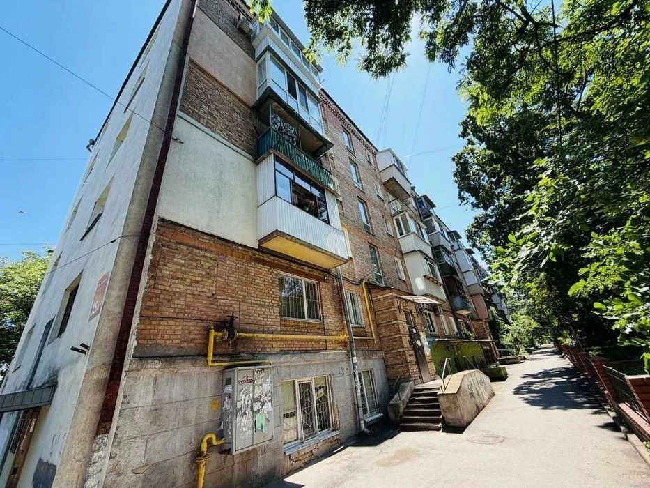NO COMMISSION, 2-room apartment with renovation, furniture and appliances, Ser