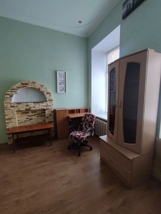 Продаж 1 кімнатної квартири в історичному центрі міста, біля