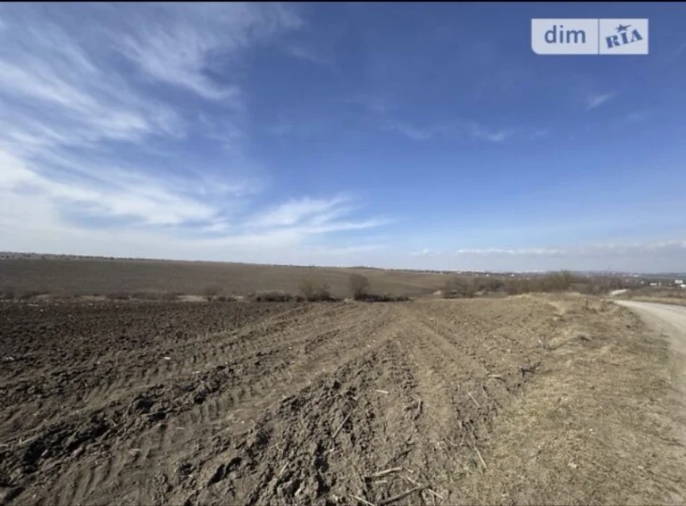 Продаж земельноі ділянки 6825083300:06:018:0668