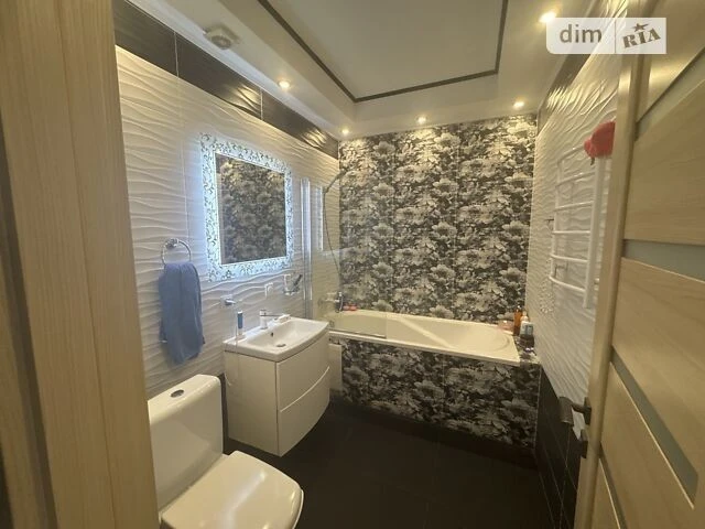 Продажа 1к квартиры 52 кв. м по ул. Теремковская 3А • ID 347