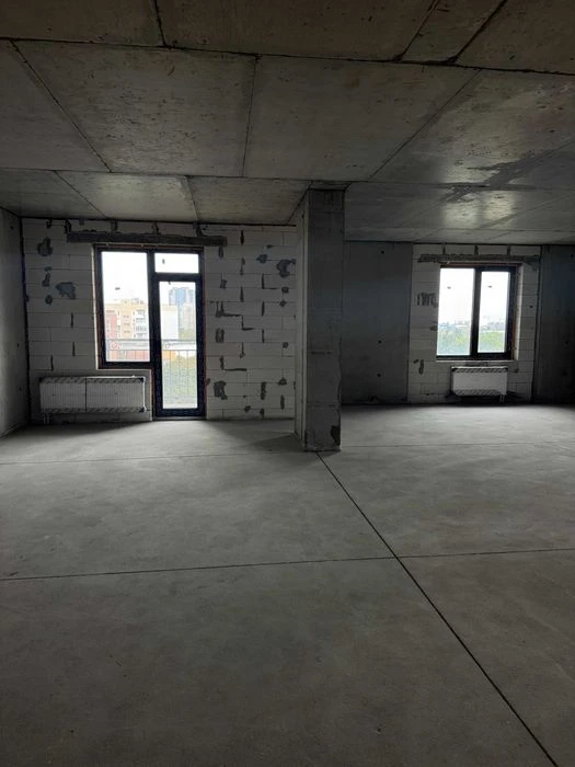 Продам трехкомнатную квартиру в Акрополь, 5ст В Фонтана. Парк