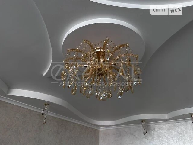 Sale of 3-room apartment 98 sq. m. on Mykoly Zakrevskoho St. 95 V