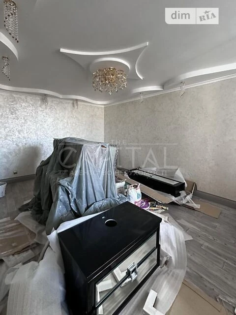 Sale of 3-room apartment 98 sq. m. on Mykoly Zakrevskoho St. 95 V