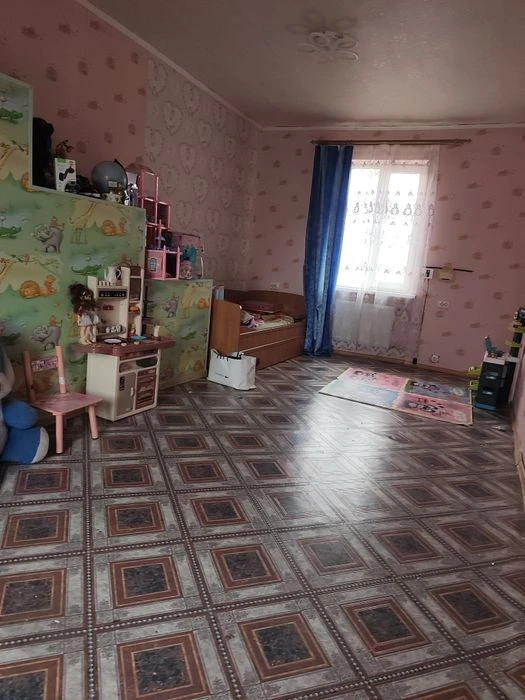 Продам 2хуров кв на Чеботарской!