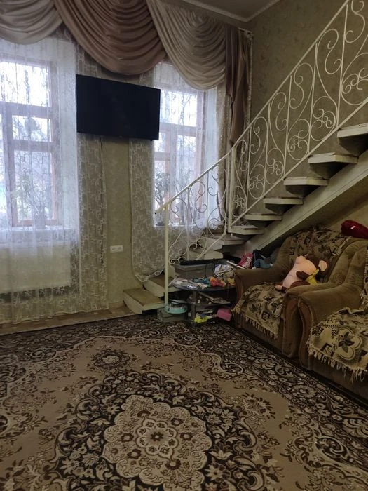 Продам 2хуров кв на Чеботарской!