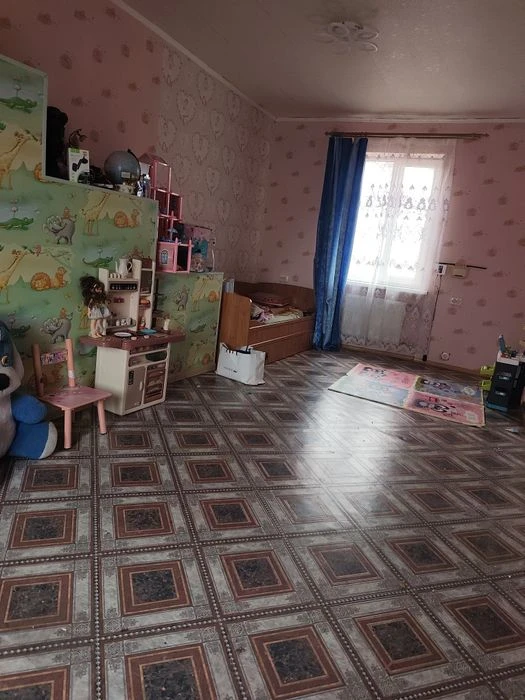 Продам 2хуров кв на Чеботарской!