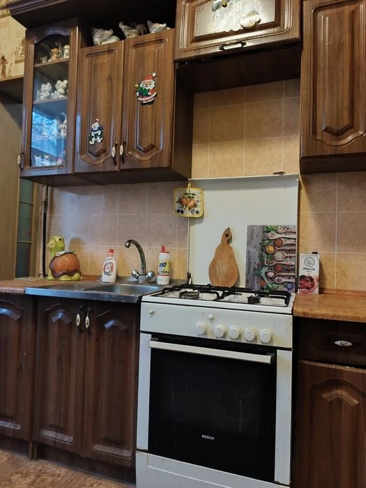 Продам 2хуров кв на Чеботарской!