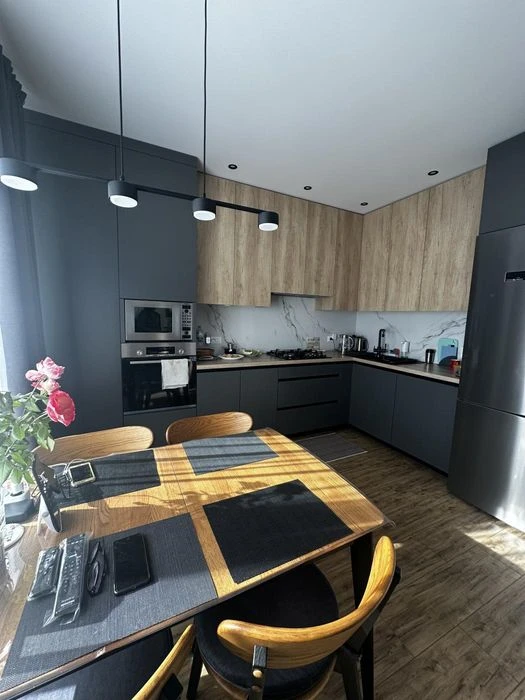 House for sale in Sauvignon -1. New renovation.