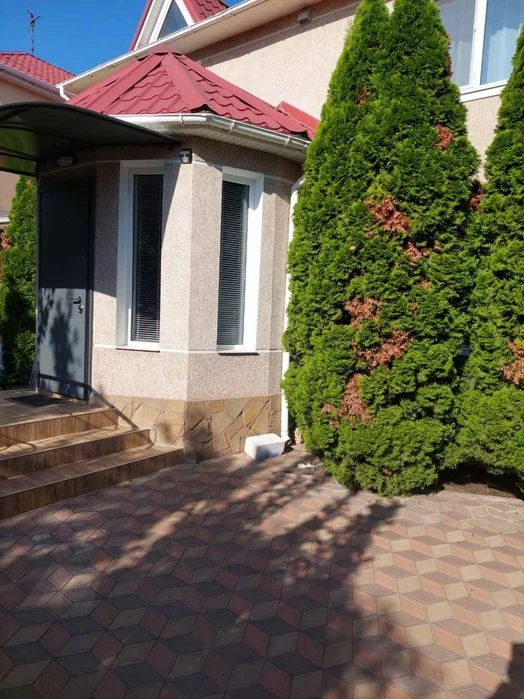 House for sale in Sauvignon -1. New renovation.