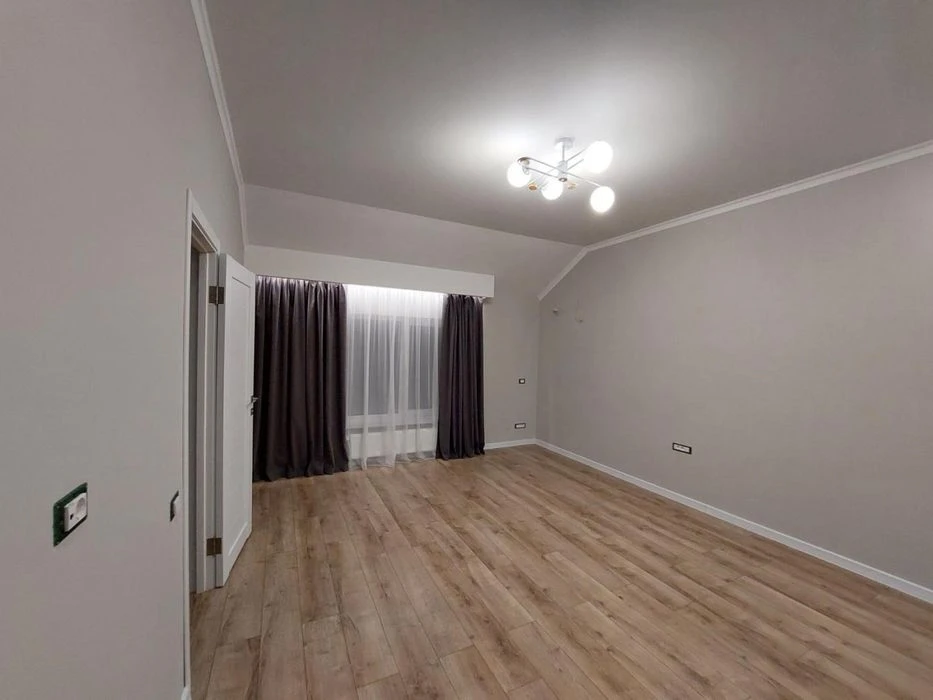 House for sale in Sauvignon -1. New renovation.