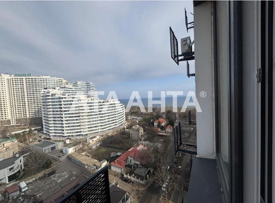 Продается 2 ком квартира у моря ЖК Литературный.