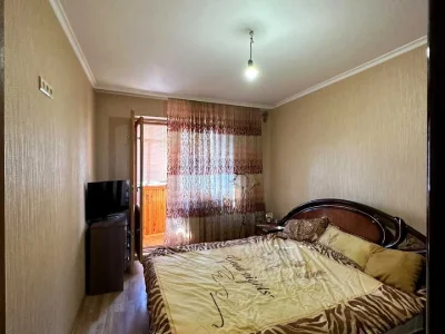 Apartment. Kharkiv, Peremohy Avenue.