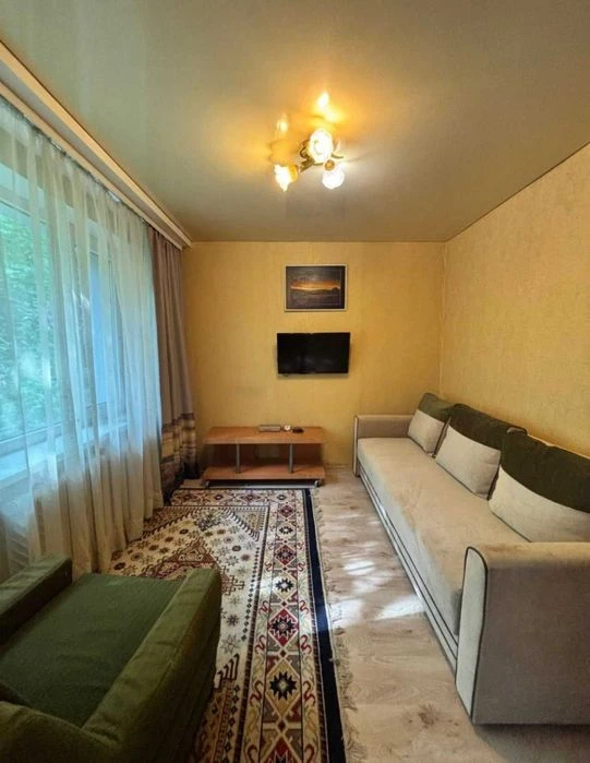 Продається 3-к квартира на пр.Заячий