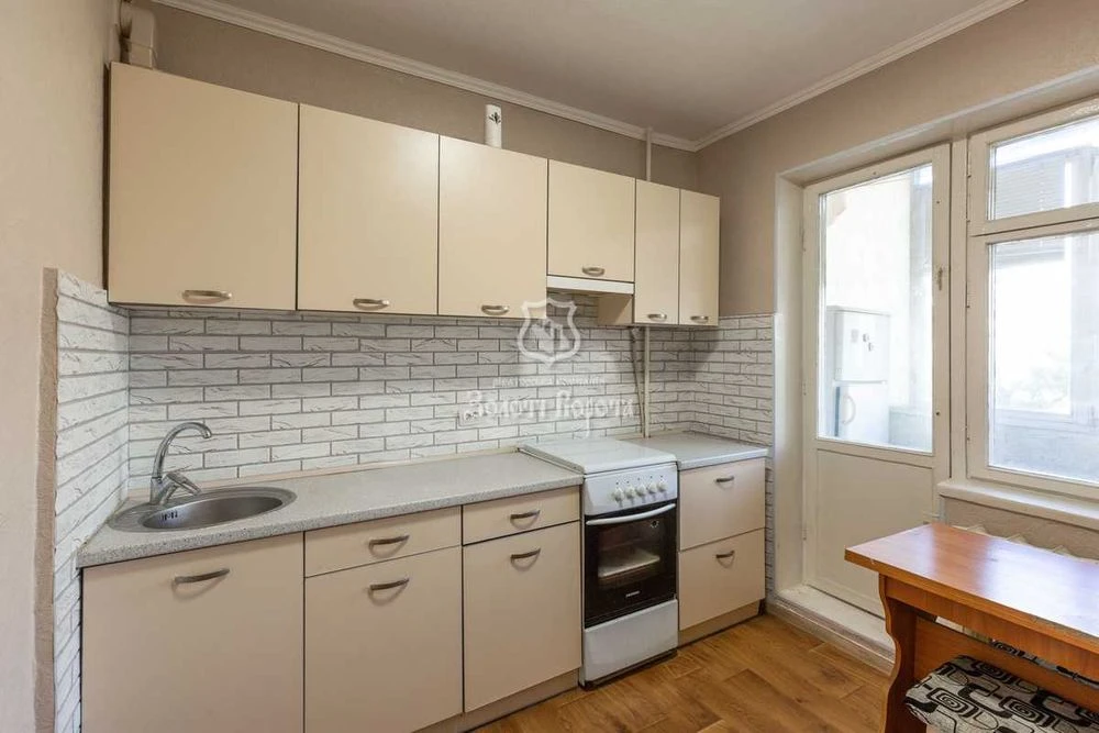 Apartment, 1 room. Good condition. Heroes of Dnipra, 61, Obolon