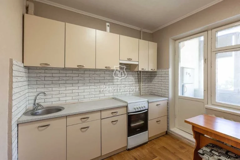 Apartment, 1 room. Good condition. Heroes of Dnipra, 61, Obolon