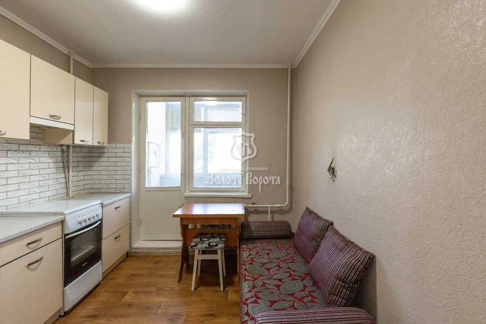 Apartment, 1 room. Good condition. Heroes of Dnipra, 61, Obolon