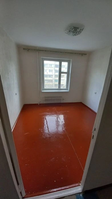 Продам квартиру Правый берег