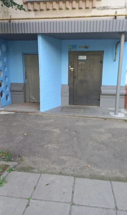 Продам квартиру Правый берег