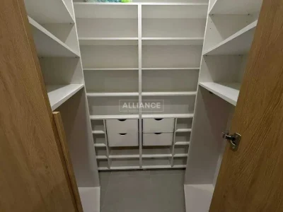 1к квартира. Заходь і живи.