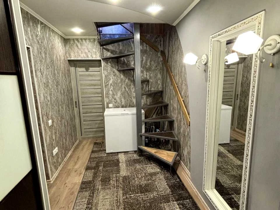 Будинок. Полтава, Баяна
