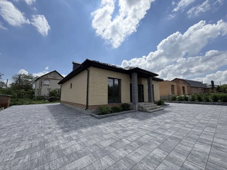 Houses for sale from the developer