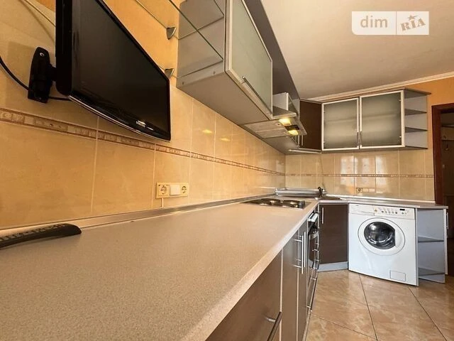 Sale of 2-room apartment 61 sq. m. on Stepana Rudnytskoho street • ID