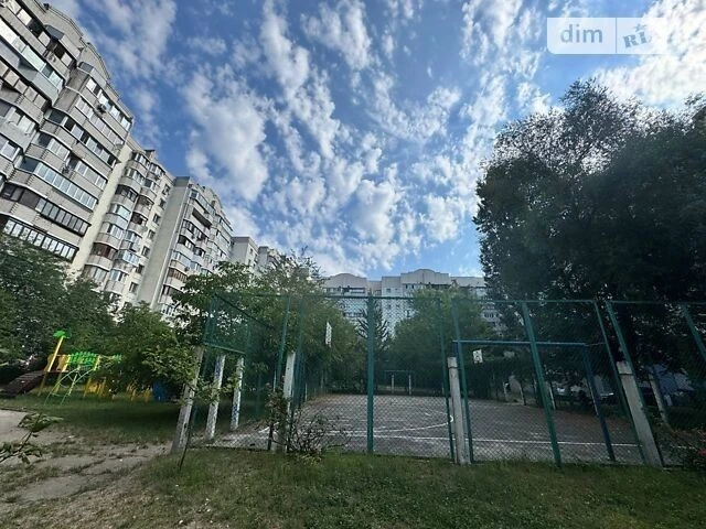 Sale of 2-room apartment 61 sq. m. on Stepana Rudnytskoho street • ID
