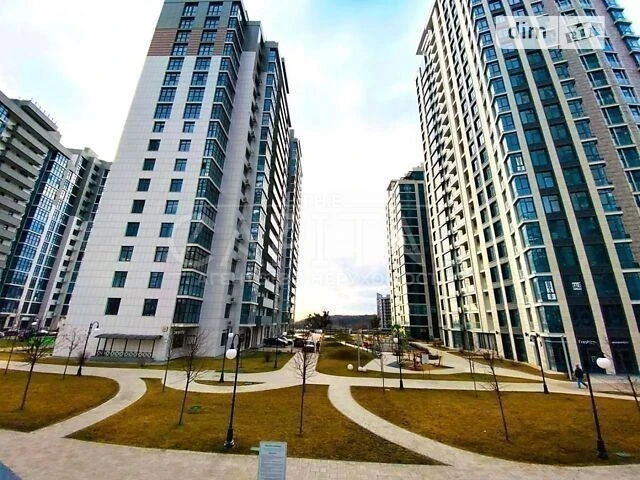 Продаж 3к квартири 127 кв. м на вул. Андрія Верхогляда 15Б •