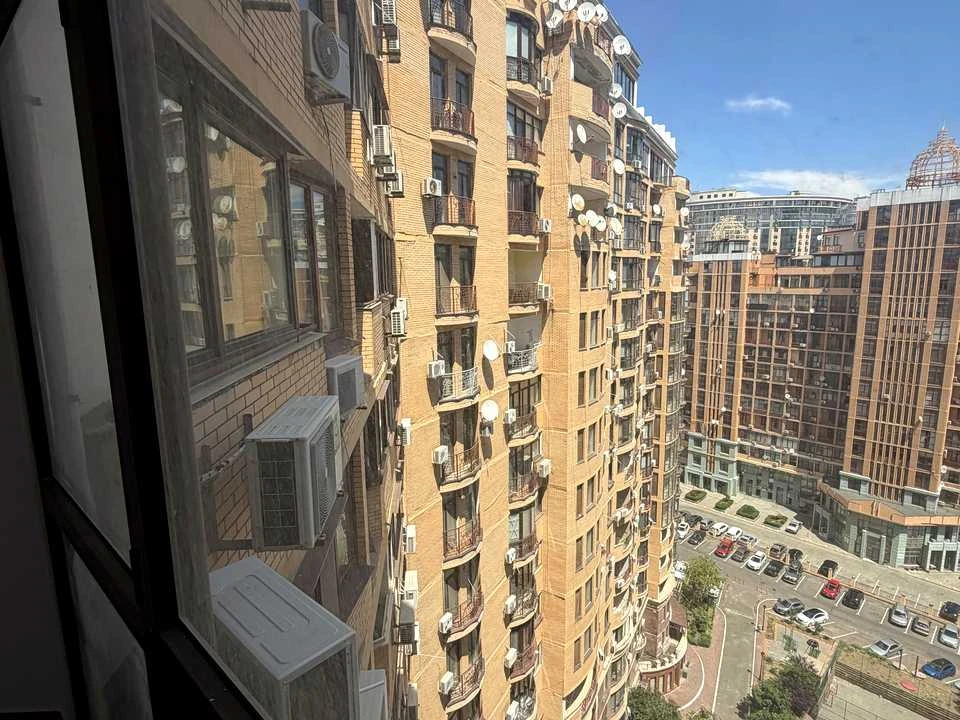 Квартира. Одесса, Тенистая ул.