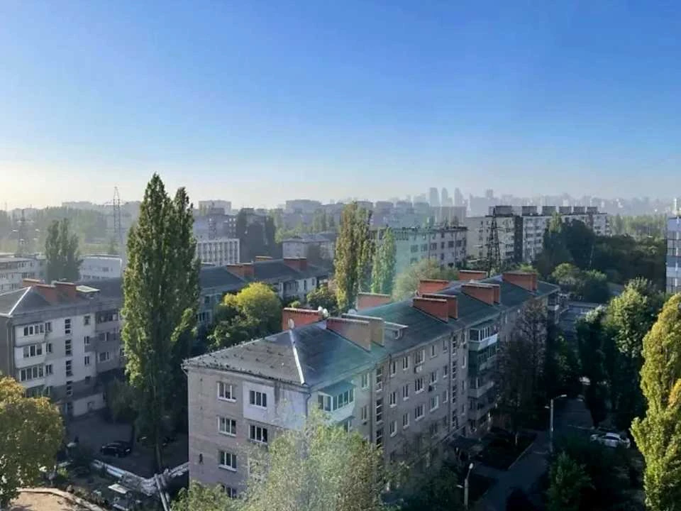 Квартира. Днепр, Слобожанский просп. (и газеты Правда)