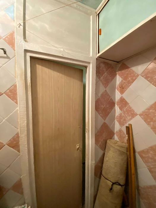 For sale: 1-room apartment at 15b Geroev Truda Street, 38.5 sq m, 4th floor.