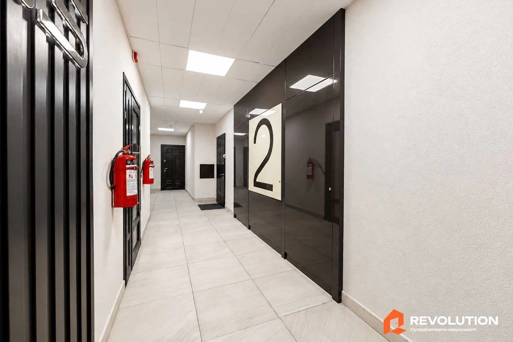 No commission. Sale of 1-room apartment 53.m2, residential complex Novopecherskyi kva