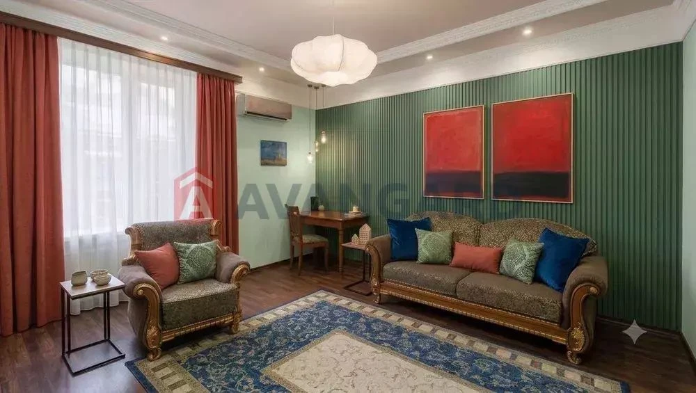 Apartment for sale 100 m² in Stalinka. Shevchenko Park
