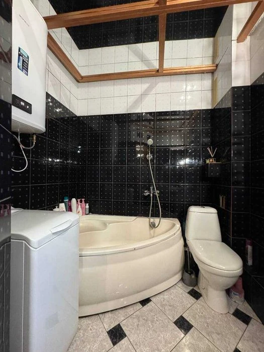 Продам 3к. квартиру на ул. Крушельницком (Л. Мокиевской