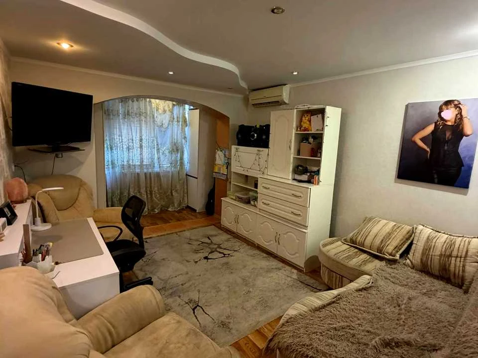 Apartment. Dnipro, Petro Poltava St. (Bogomaza)