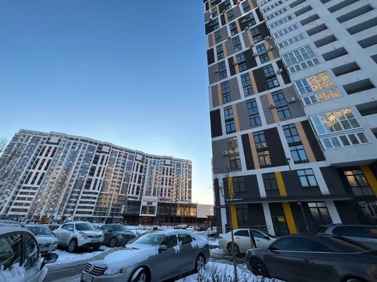 For sale 2-room apartment 76.9 m2 in the residential complex Rusanivska Gavan Comfort