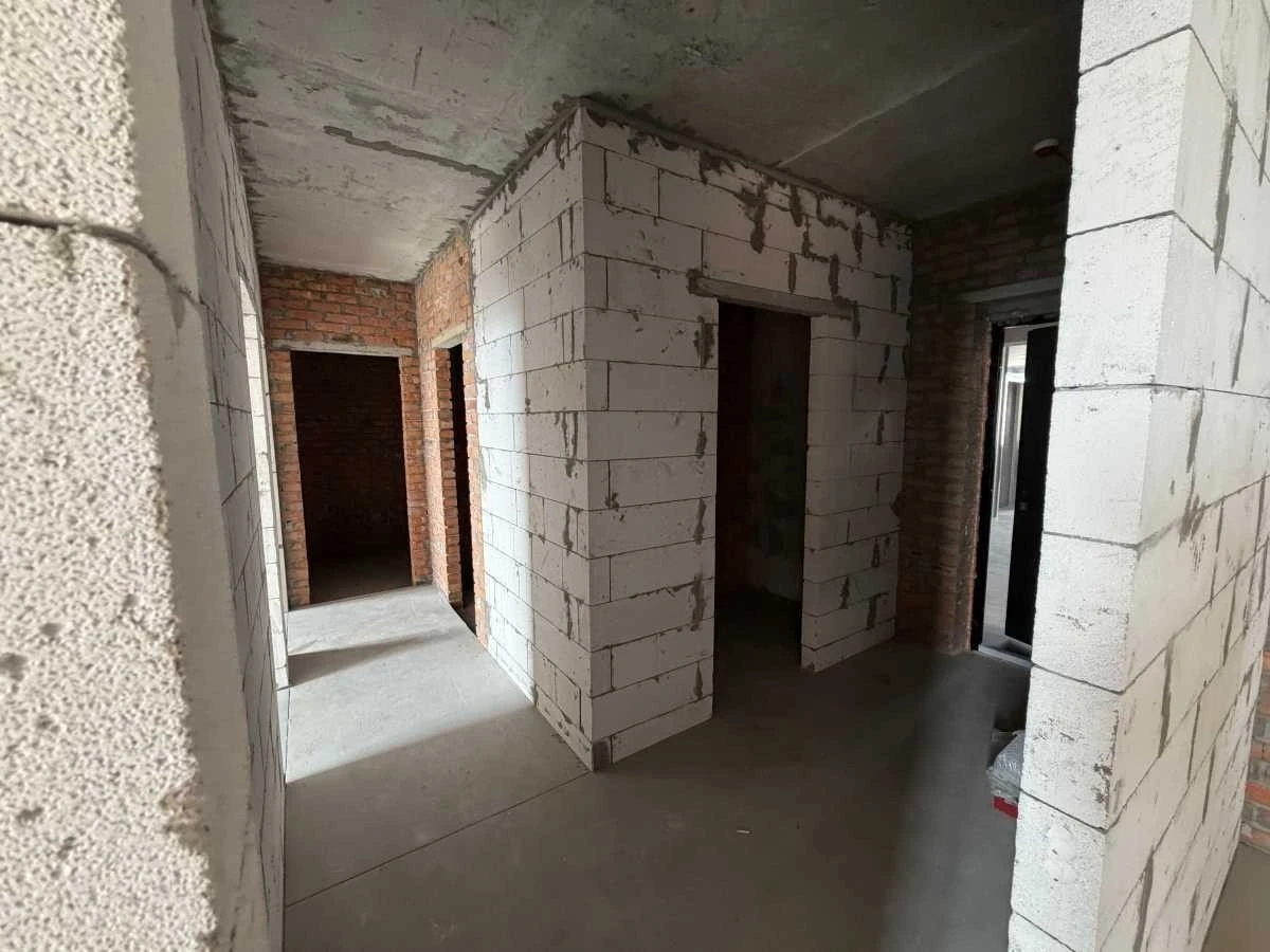 For sale 2-room apartment 80 m², Knyaz Roman Mstislavich,
