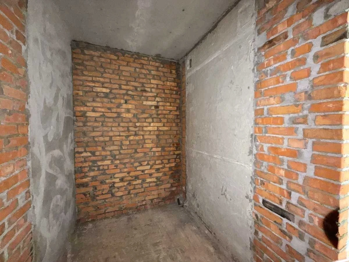 For sale 2-room apartment 80 m², Knyaz Roman Mstislavich,