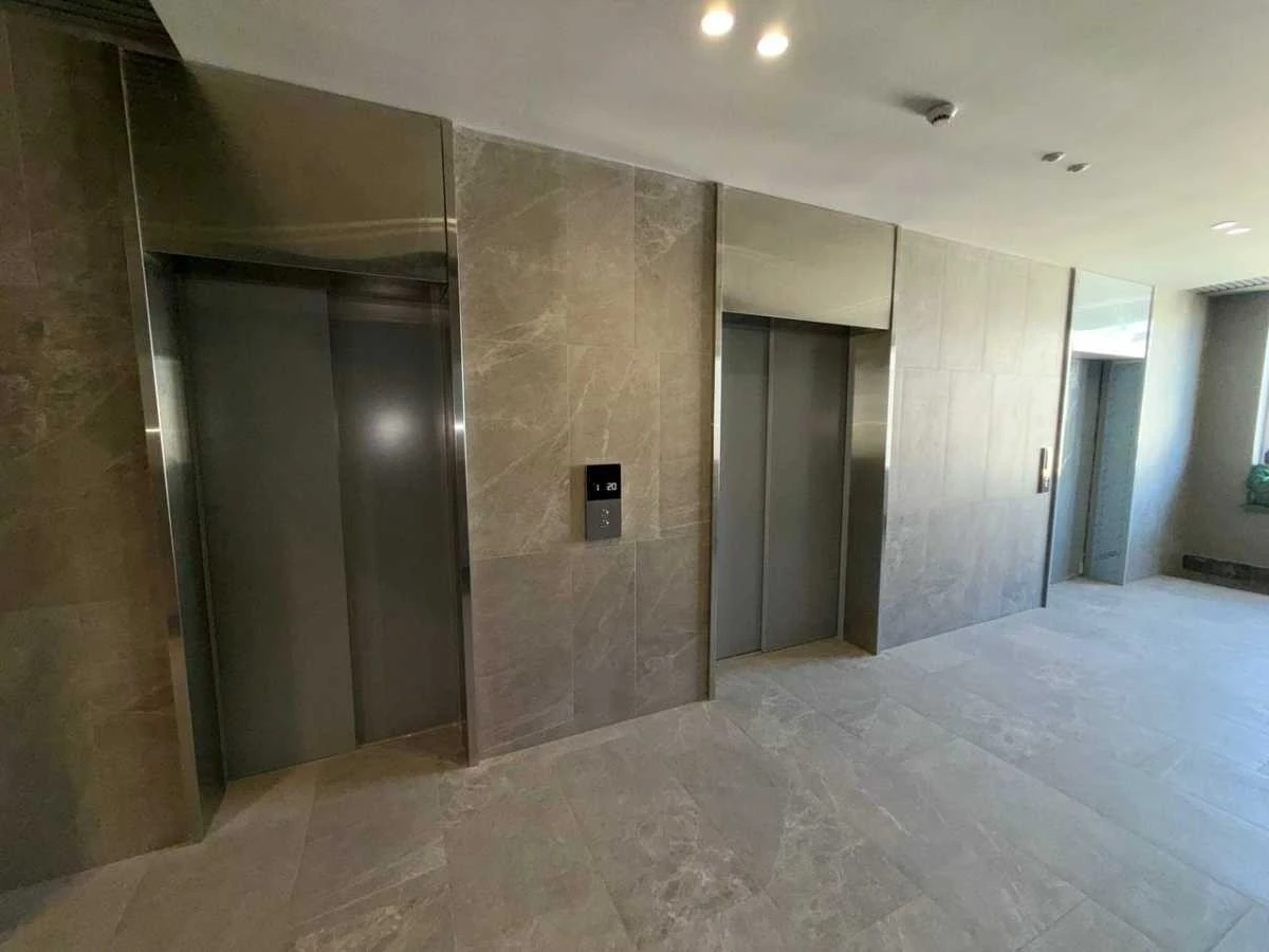 For sale 2-room apartment 80 m², Knyaz Roman Mstislavich,