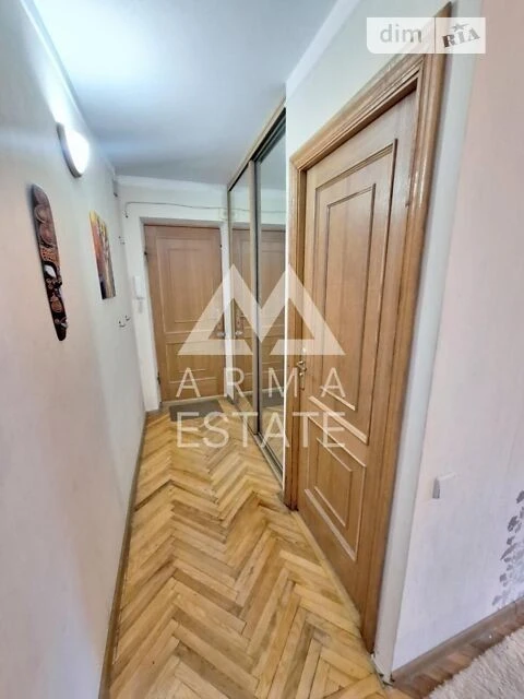 Sale of 3-room apartment 56 sq. m on Verkhovnoi Rada Blvd. 22 • ID 3