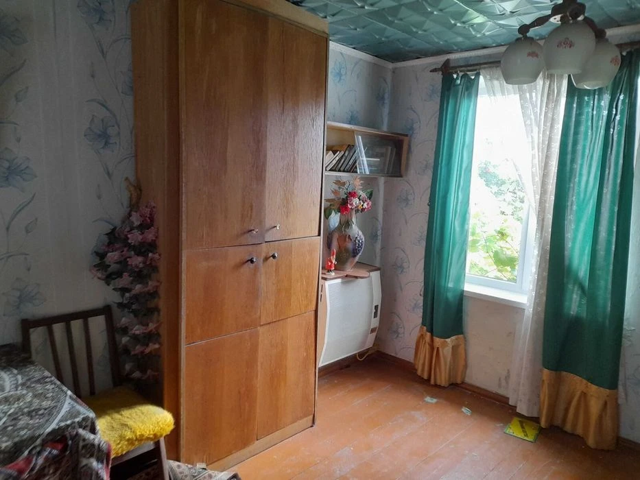 Будинок з теплицею за доступною ціною 35297