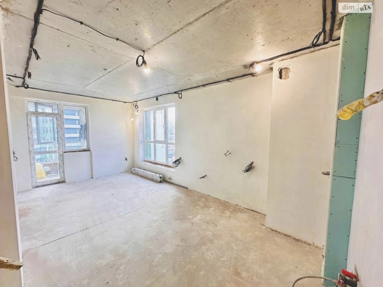 Apartment for sale in Windy Mountains