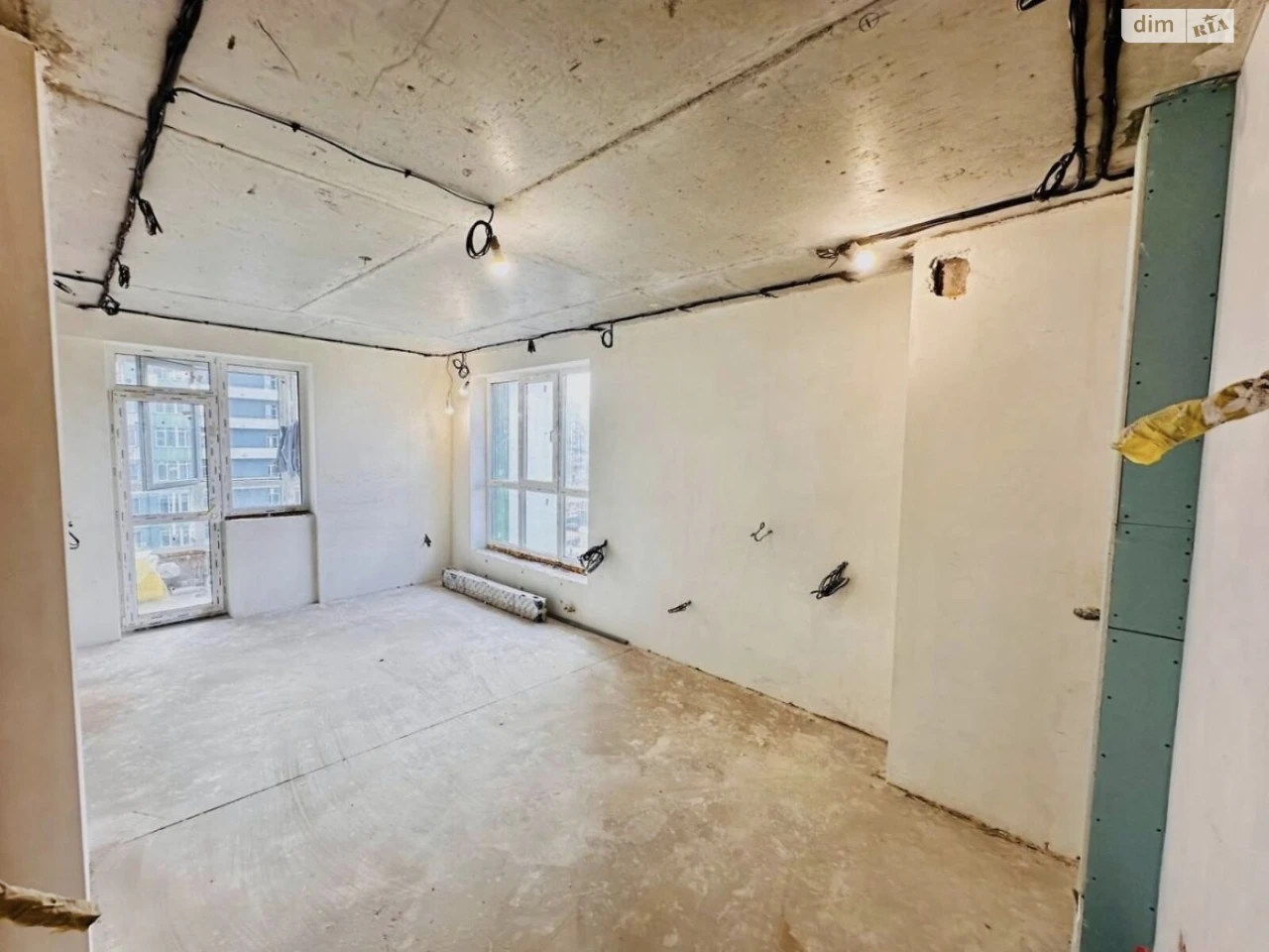 Apartment for sale in Windy Mountains