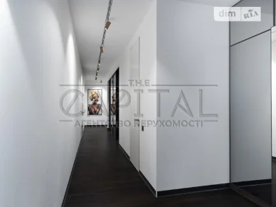 Sale of 4-room apartment 193 sq. m. on Andriy Verkhoglyada St. 15 •