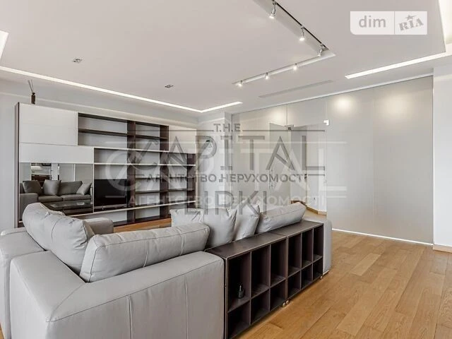 Sale of 3-room apartment 170 sq. m. on Andriy Verkhoglyada St. 5 • I