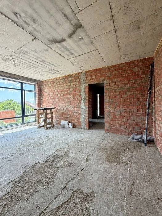 Sauvignon. New House 265 sq.m. Under decoration.