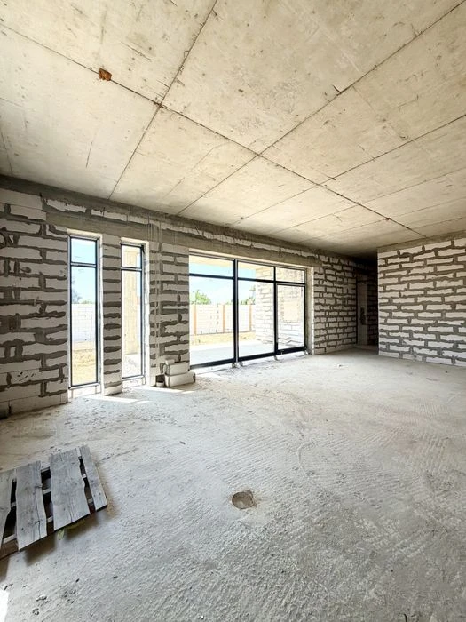 Sauvignon. New House 265 sq.m. Under decoration.