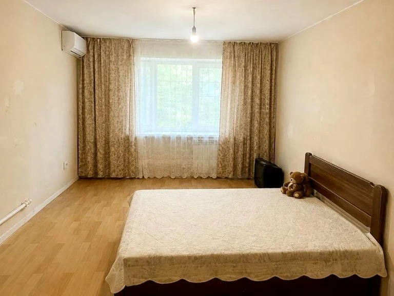 Apartment. Kharkiv, Neskorenykh St. (Heroes of Labor)
